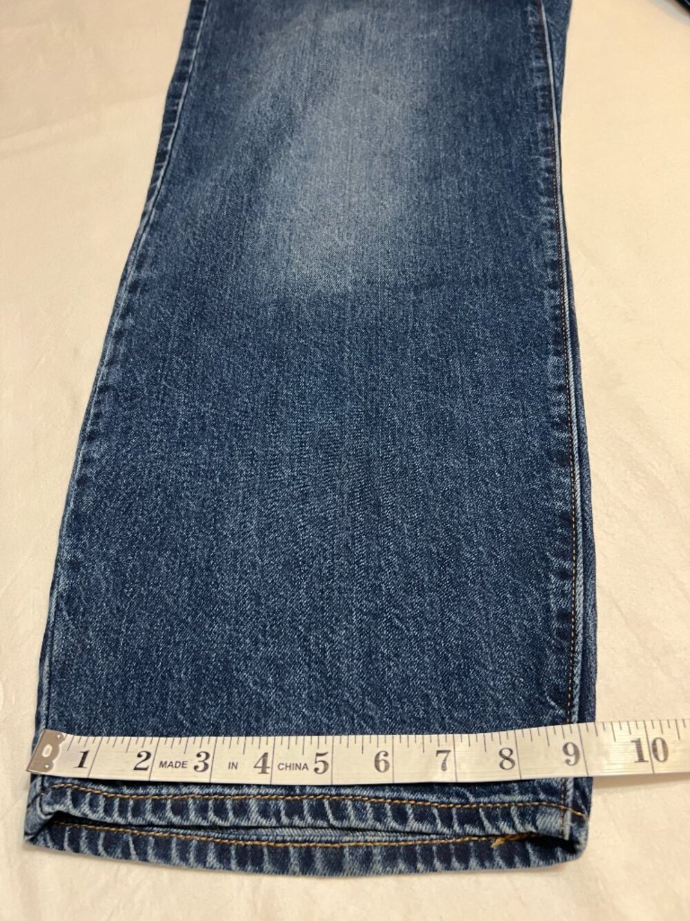 Levi's Premium Baggy Dad Jeans Women's Size 32 High Rise Wide Leg Medium Wash - Picture 11 of 11